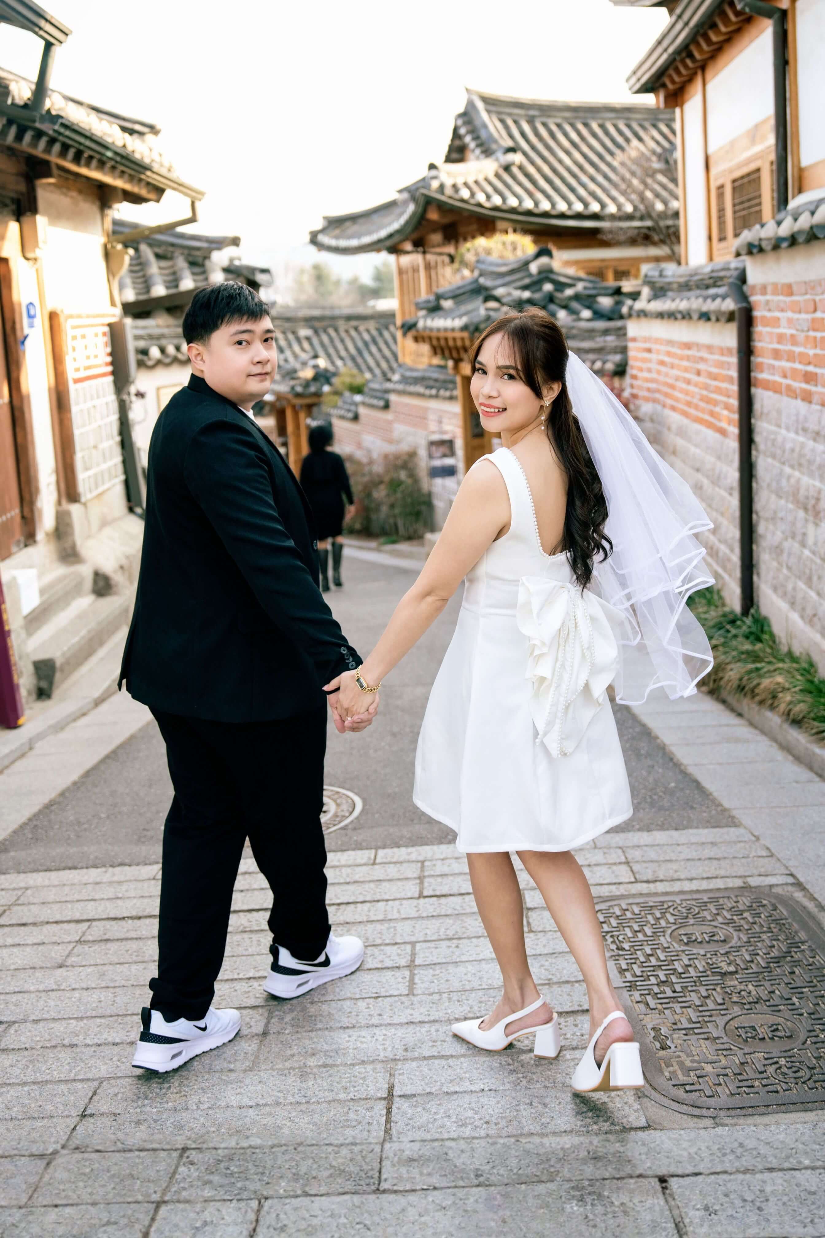 Oscar & Julienne hero (mobile)